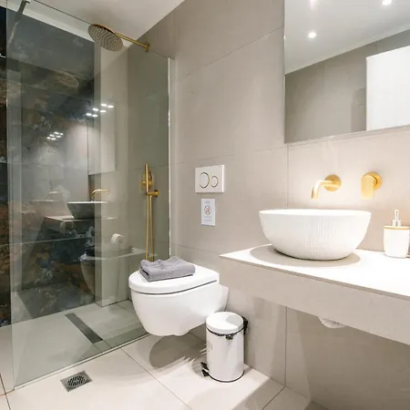 Apartman Ennea Suites-luna *